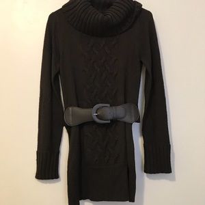 Brown sweater & belt